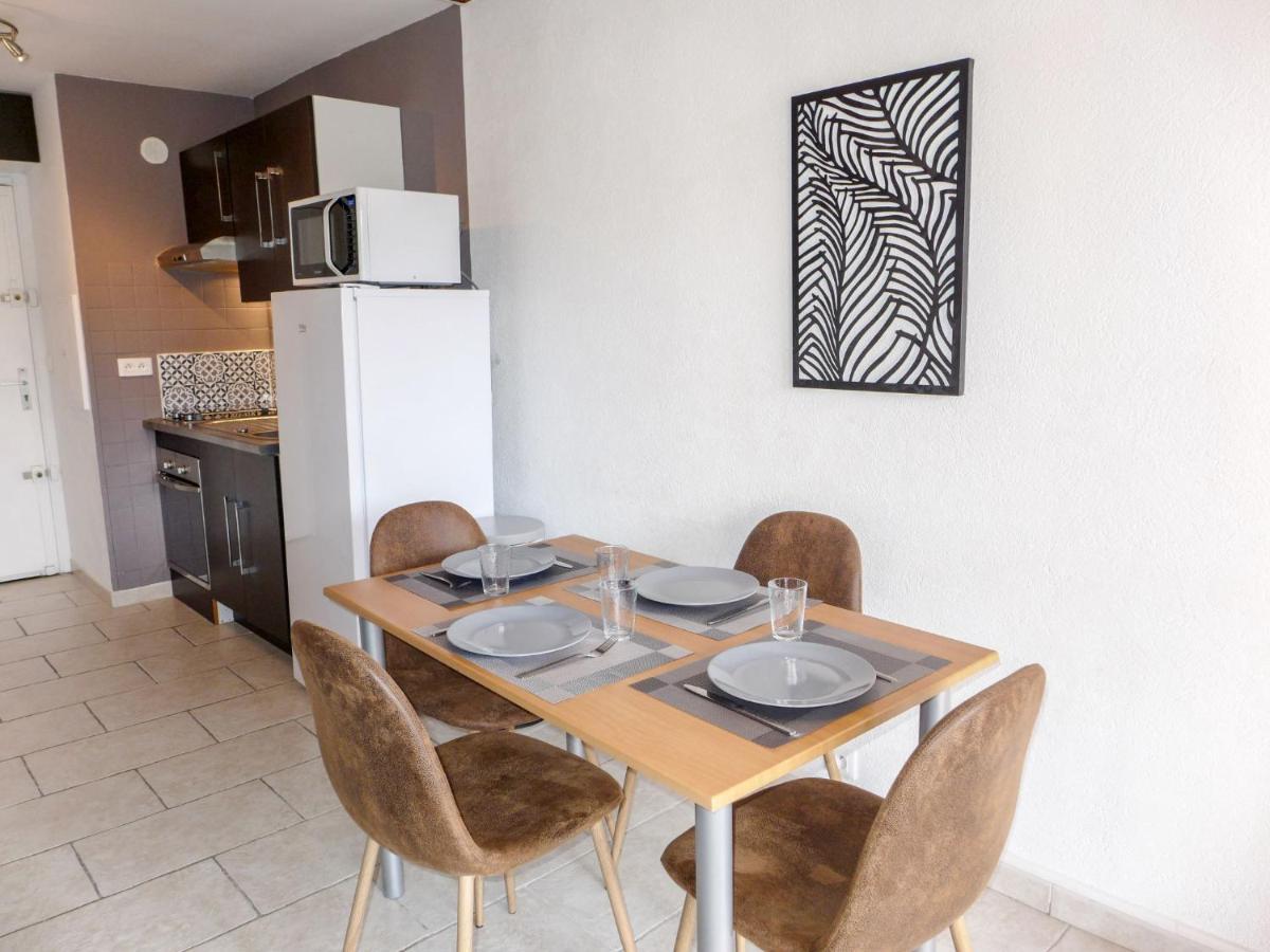 Studio Les Caroubiers-1 By Interhome แซงเตกูลฟ์ ภายนอก รูปภาพ